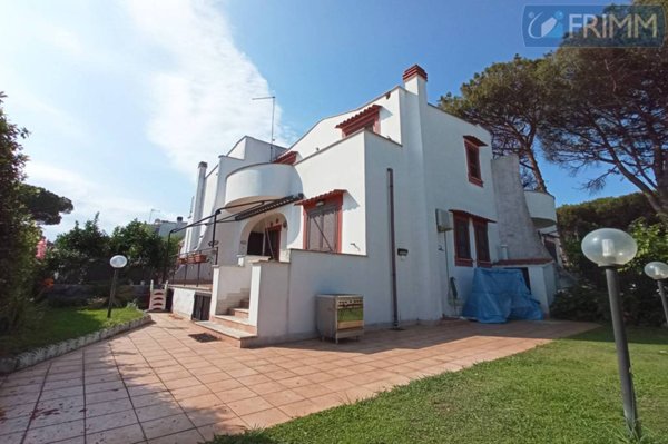 casa indipendente in vendita a Cerveteri in zona Cerenova