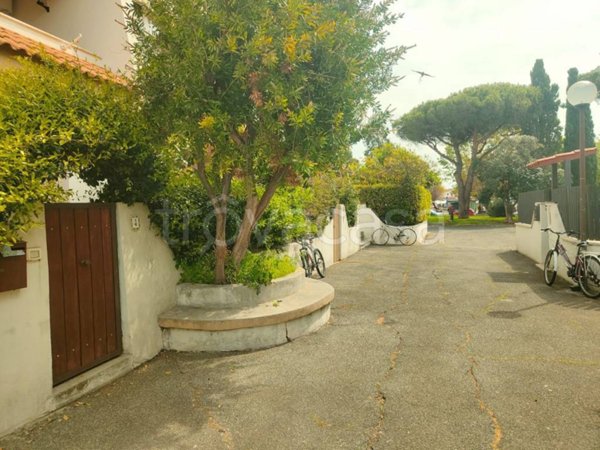 appartamento in vendita a Cerveteri in zona Marina di Cerveteri