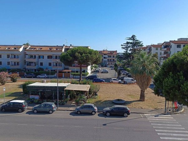 appartamento in vendita a Cerveteri in zona Marina di Cerveteri