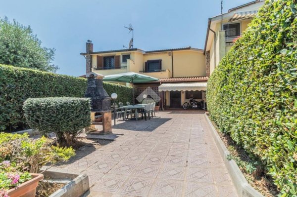 casa indipendente in vendita a Cerveteri in zona Sasso