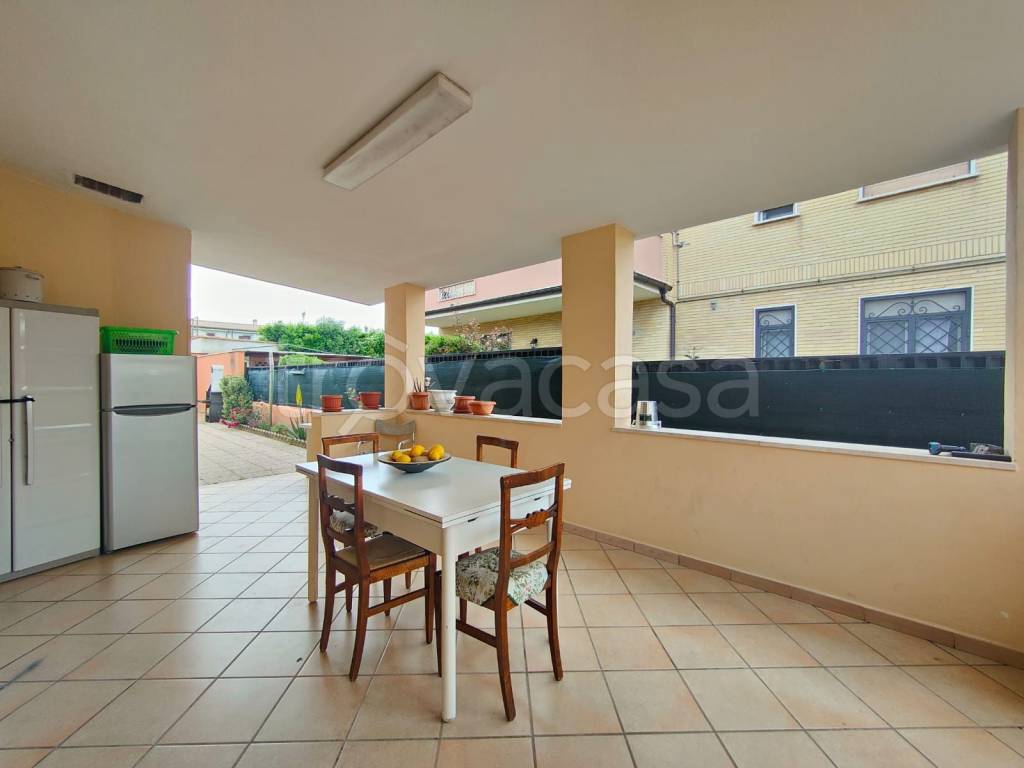 casa indipendente in vendita a Cerveteri in zona Cerenova