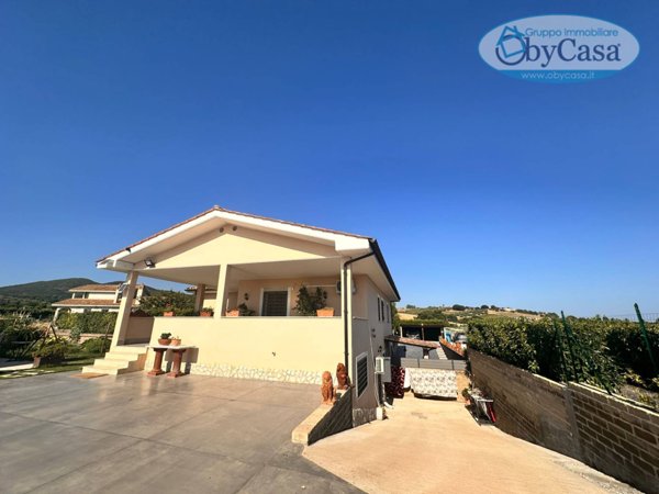 casa indipendente in vendita a Cerveteri in zona Sasso