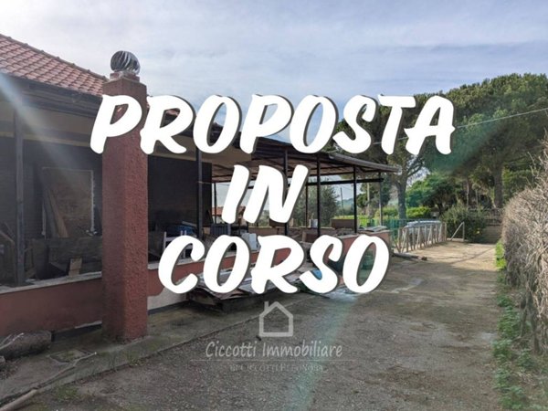 casa indipendente in vendita a Cerveteri in zona Sasso