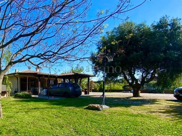 casa indipendente in vendita a Cerveteri
