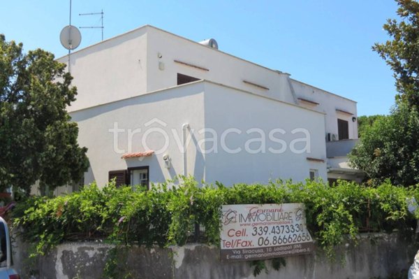 casa indipendente in vendita a Cerveteri in zona Marina di Cerveteri