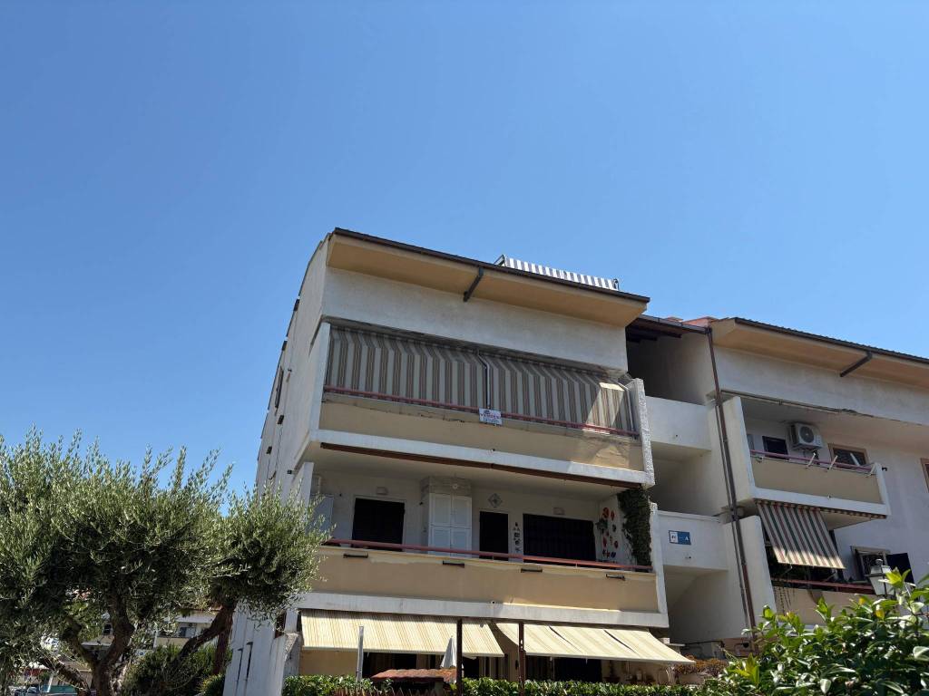 appartamento in vendita a Cerveteri in zona Cerenova