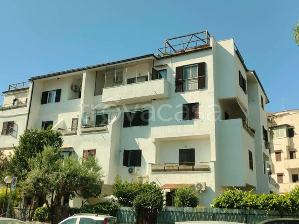 appartamento in vendita a Cerveteri in zona Marina di Cerveteri