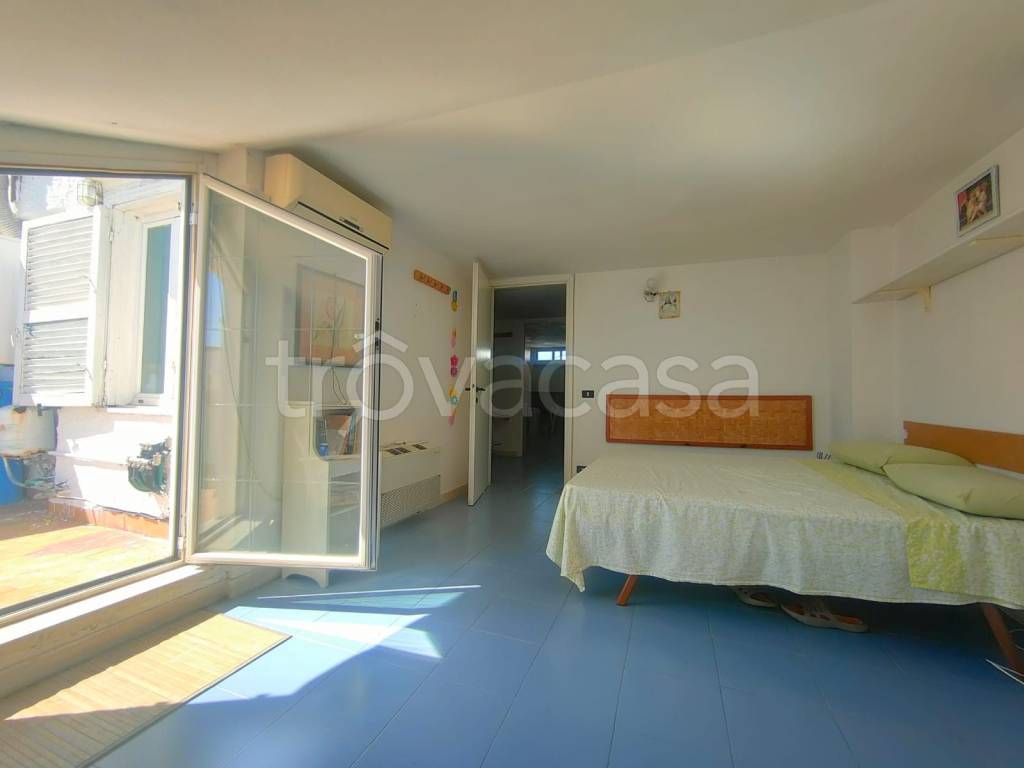 appartamento in vendita a Cerveteri in zona Marina di Cerveteri