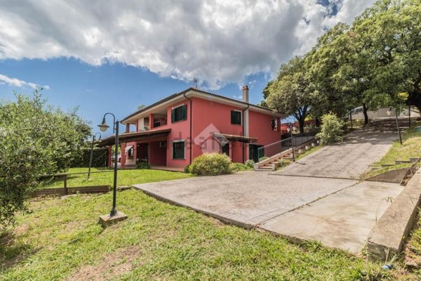 appartamento in vendita a Cerveteri in zona Sasso