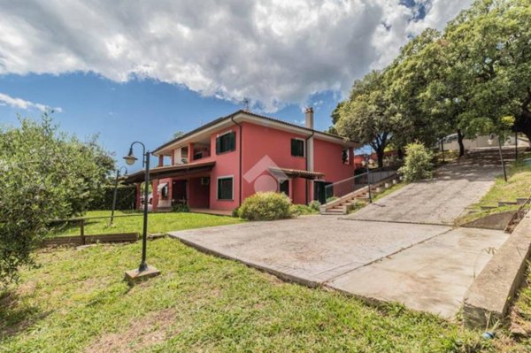 casa indipendente in vendita a Cerveteri in zona Sasso