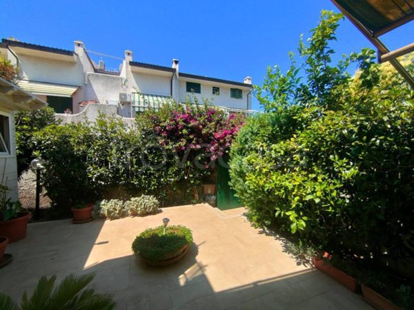 appartamento in vendita a Cerveteri in zona Marina di Cerveteri