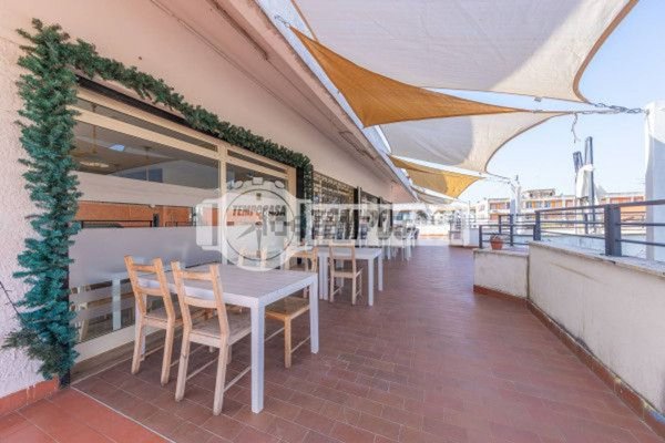 negozio in vendita a Cerveteri in zona Cerenova