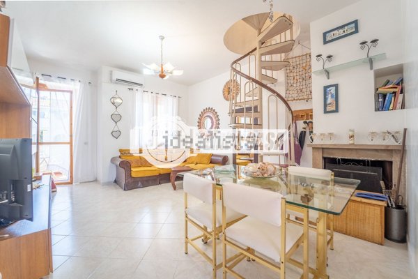 appartamento in vendita a Cerveteri in zona Cerenova