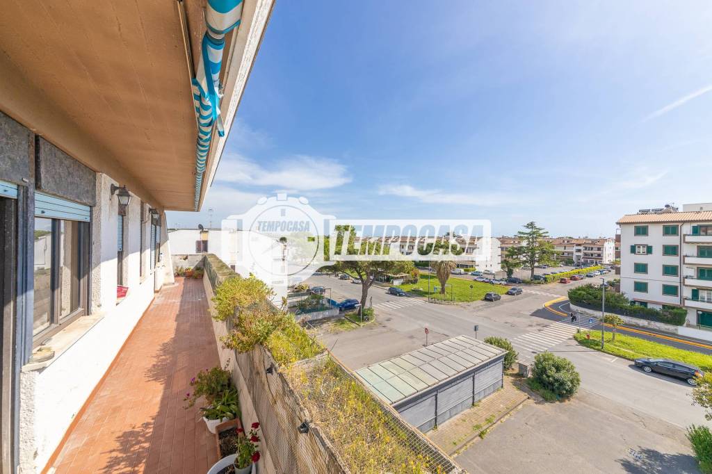 appartamento in vendita a Cerveteri in zona Cerenova