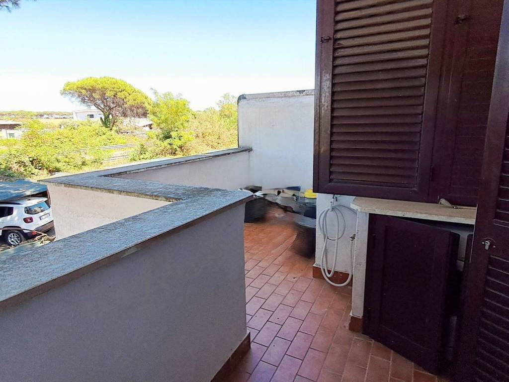 appartamento in vendita a Cerveteri in zona Cerenova