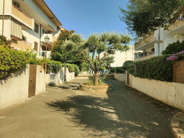 appartamento in vendita a Cerveteri in zona Marina di Cerveteri