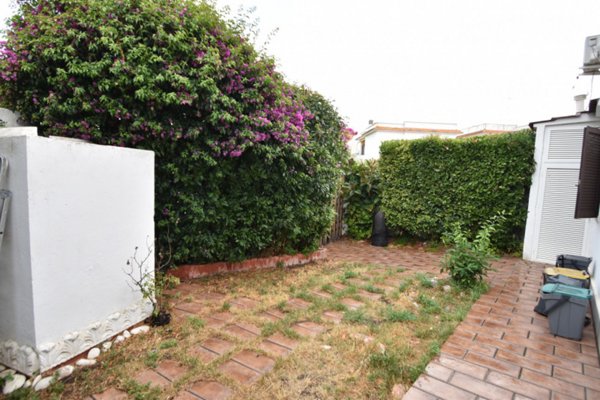 casa indipendente in vendita a Cerveteri in zona Marina di Cerveteri