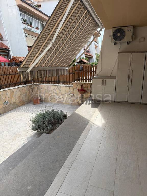 appartamento in vendita a Cerveteri in zona Marina di Cerveteri