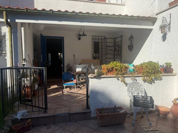 casa indipendente in vendita a Cerveteri in zona Cerenova