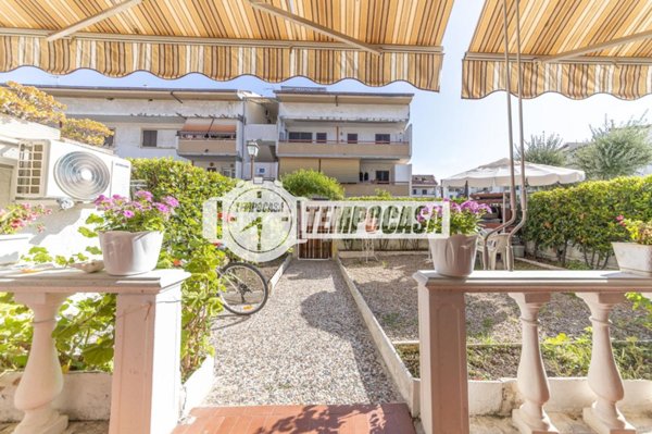 appartamento in vendita a Cerveteri in zona Marina di Cerveteri