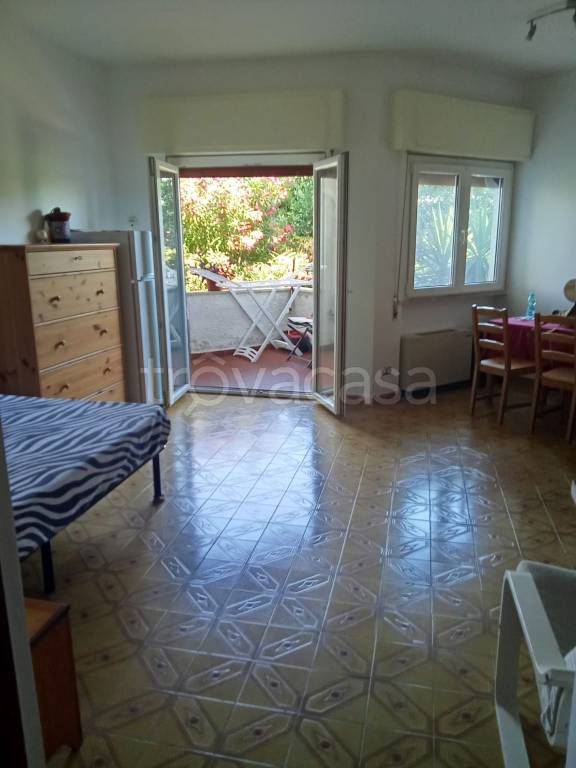 appartamento in vendita a Cerveteri in zona Marina di Cerveteri