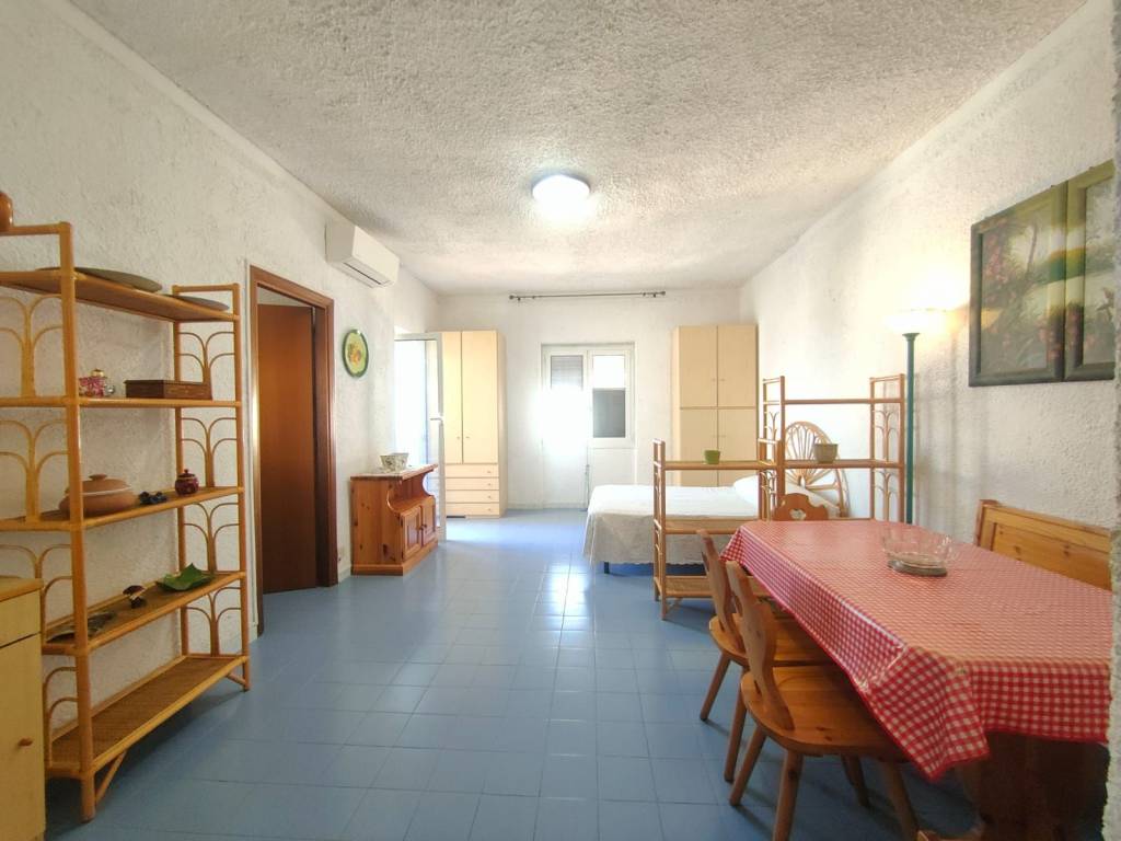 appartamento in vendita a Cerveteri in zona Cerenova