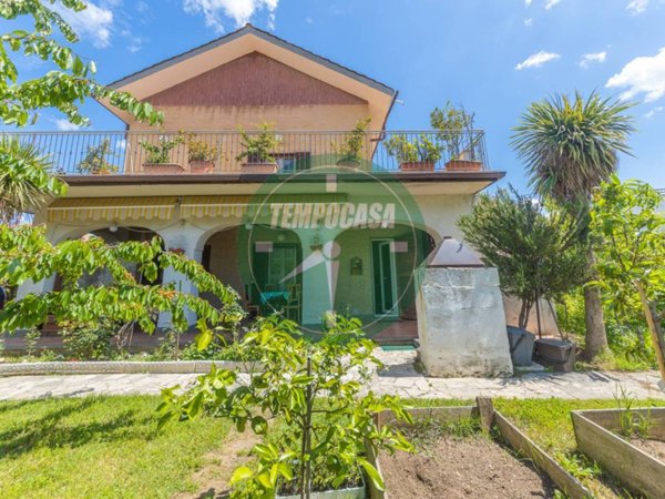 casa indipendente in vendita a Cerveteri in zona Cerenova