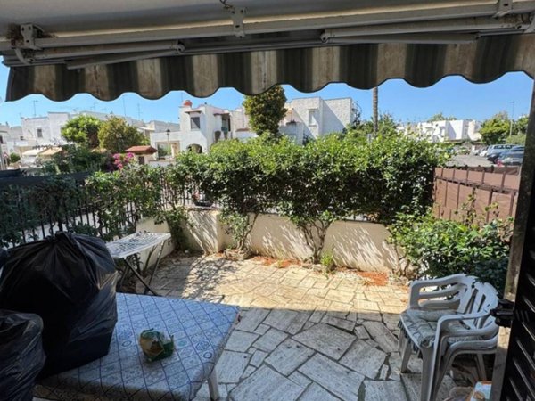 appartamento in vendita a Cerveteri in zona Cerenova