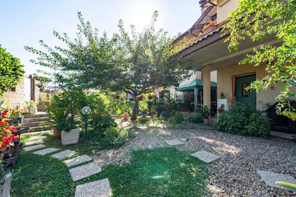 casa indipendente in vendita a Cerveteri