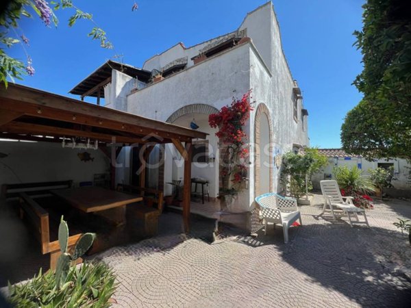 appartamento in vendita a Cerveteri in zona Marina di Cerveteri