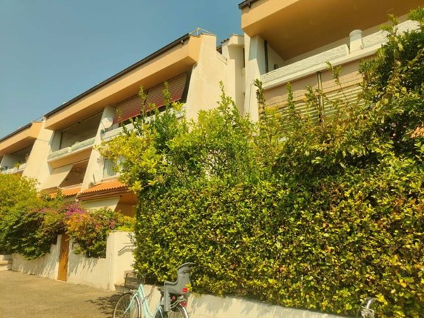 appartamento in vendita a Cerveteri in zona Cerenova