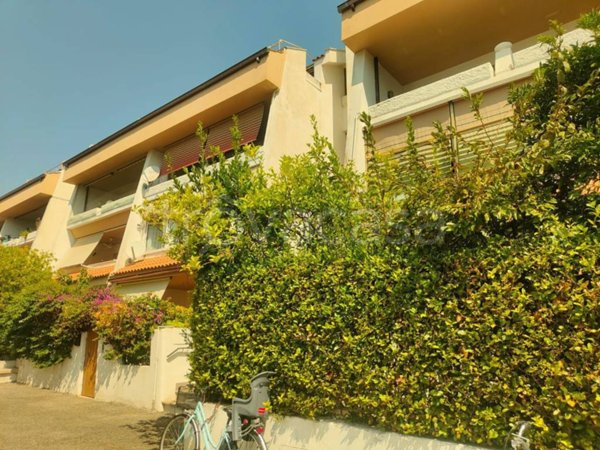 appartamento in vendita a Cerveteri in zona Marina di Cerveteri