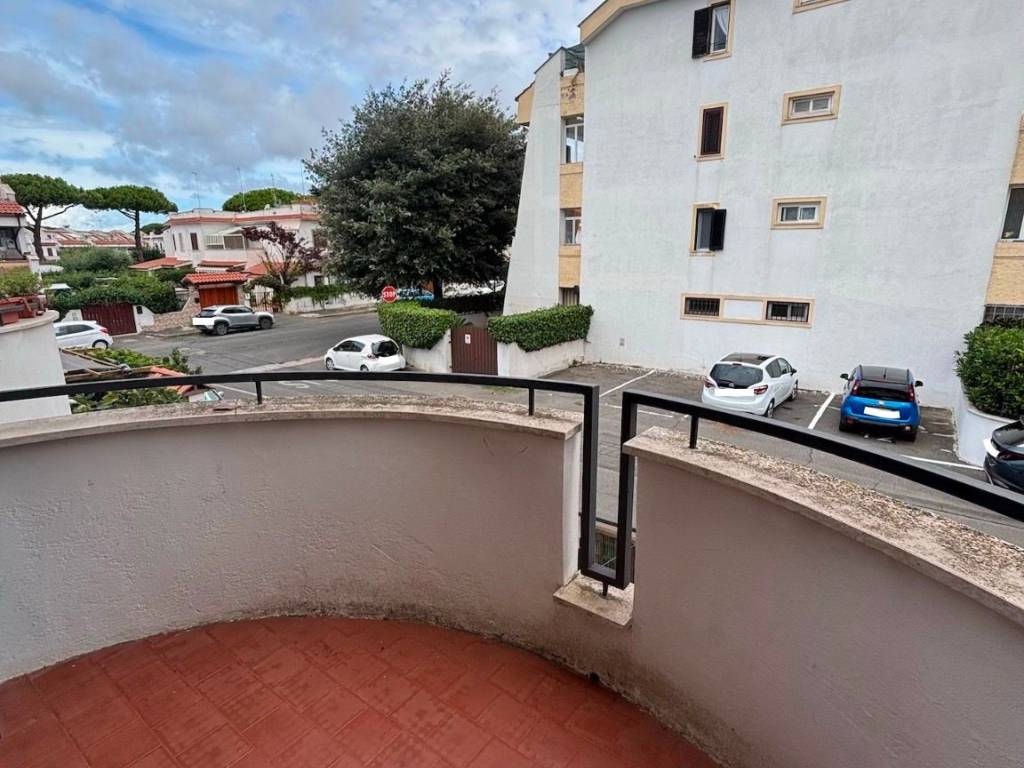 appartamento in vendita a Cerveteri in zona Cerenova