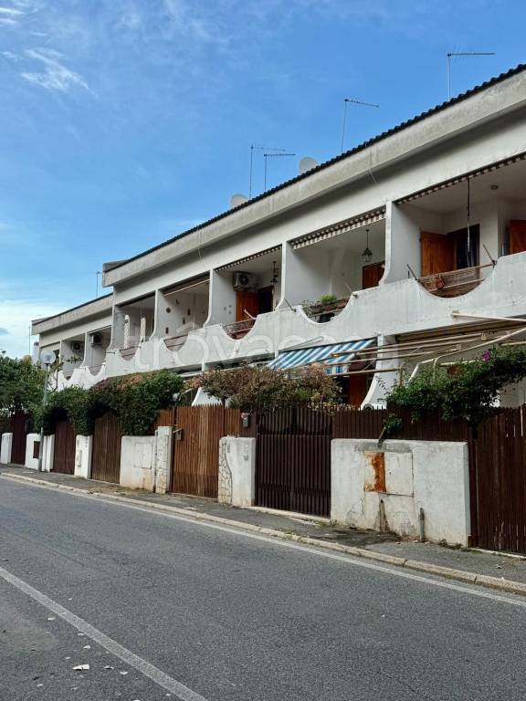 appartamento in vendita a Cerveteri in zona Marina di Cerveteri