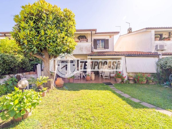 casa indipendente in vendita a Cerveteri in zona Marina di Cerveteri