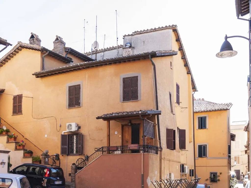 casa indipendente in vendita a Cerveteri