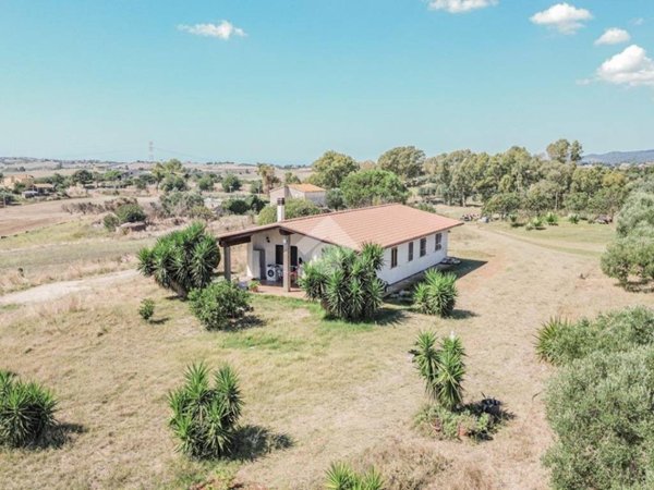 casa indipendente in vendita a Cerveteri in zona Valcanneto