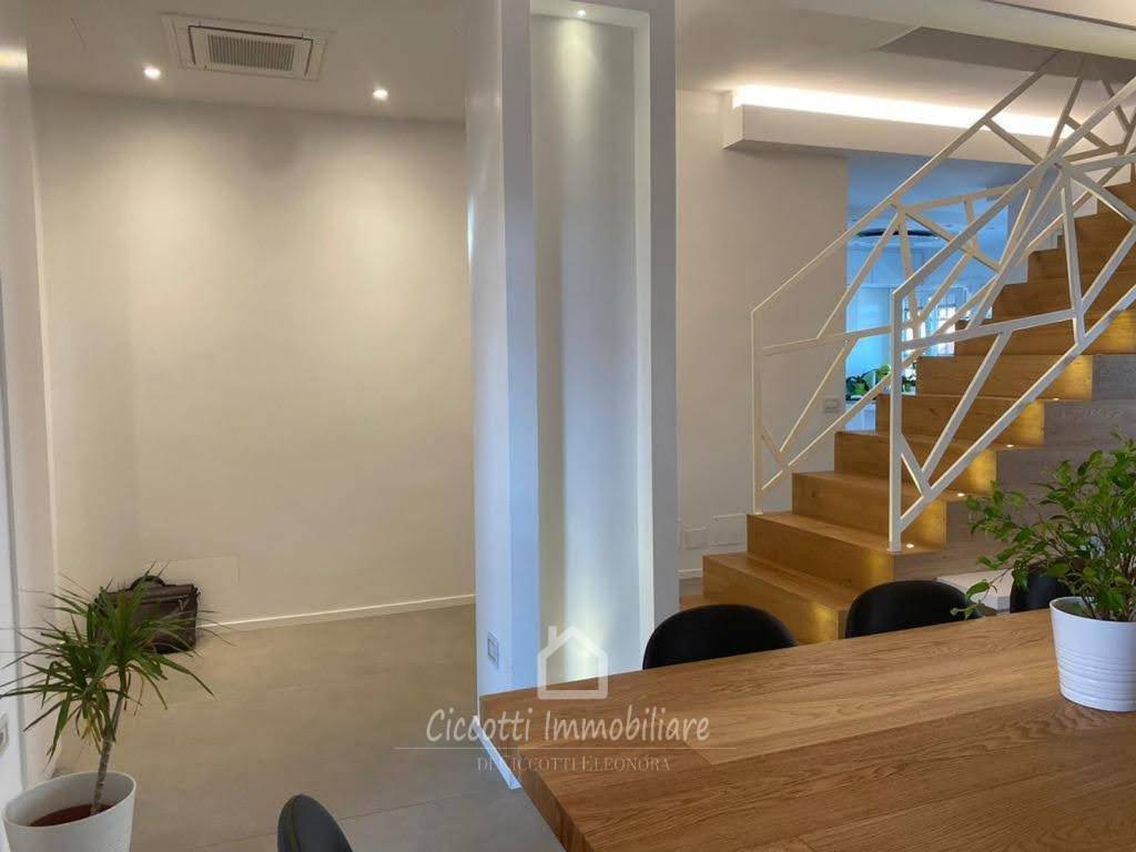 casa indipendente in vendita a Cerveteri