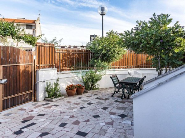 appartamento in vendita a Cerveteri in zona Cerenova