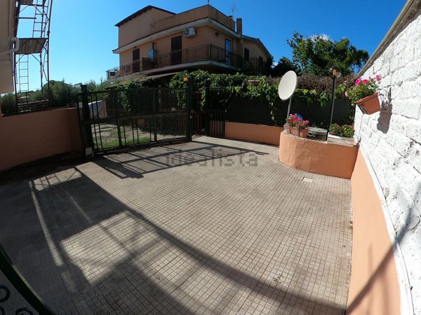 appartamento in vendita a Cerveteri in zona Ceri
