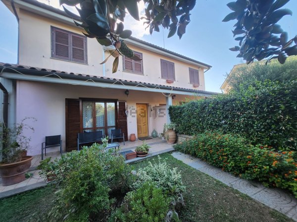 casa indipendente in vendita a Cerveteri