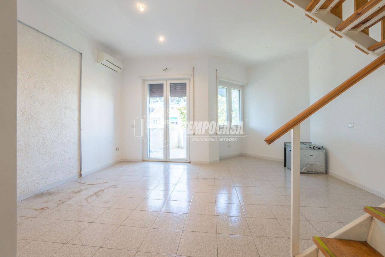 appartamento in vendita a Cerveteri in zona Marina di Cerveteri