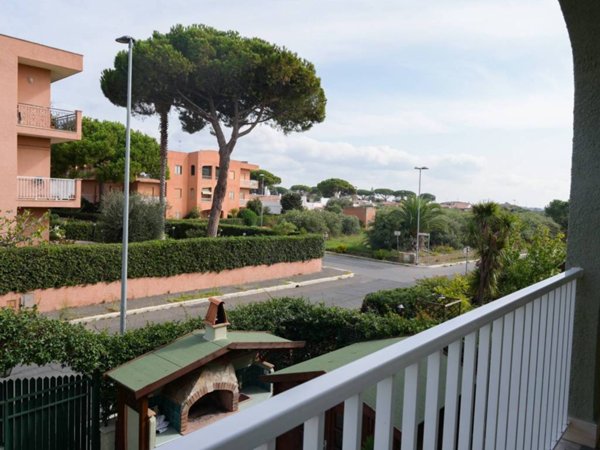 appartamento in vendita a Cerveteri in zona Cerenova