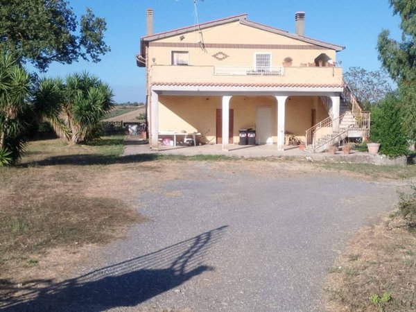 casa indipendente in vendita a Cerveteri in zona Valcanneto