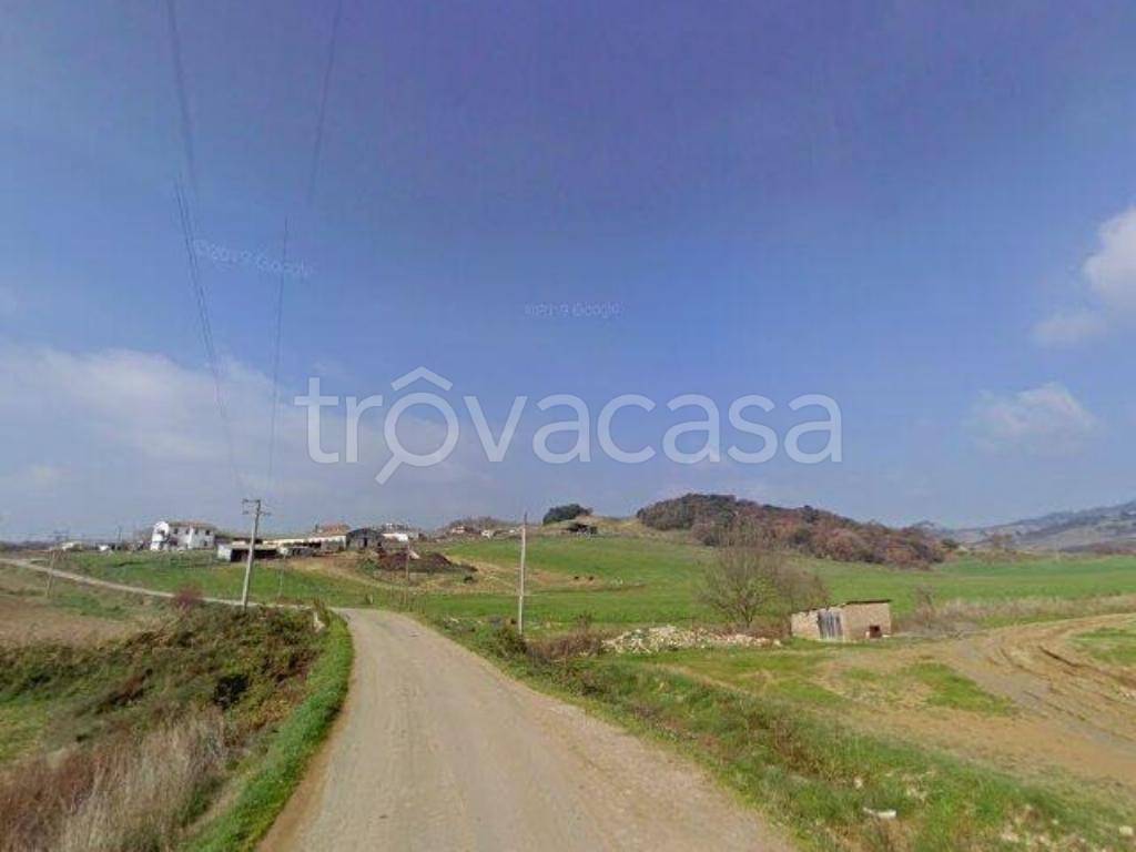 locale commerciale in vendita a Cerveteri