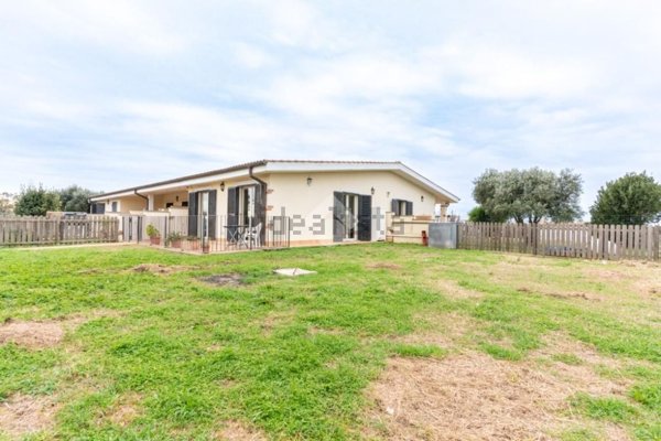 appartamento in vendita a Cerveteri in zona Campo di Mare