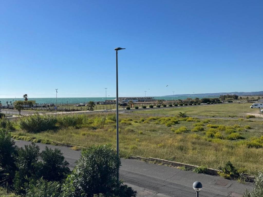 appartamento in vendita a Cerveteri in zona Cerenova