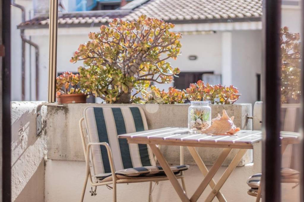 appartamento in vendita a Cerveteri in zona Marina di Cerveteri