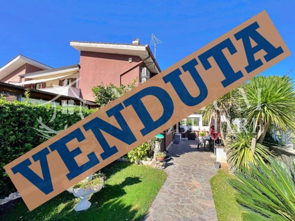 casa indipendente in vendita a Cerveteri in zona Valcanneto