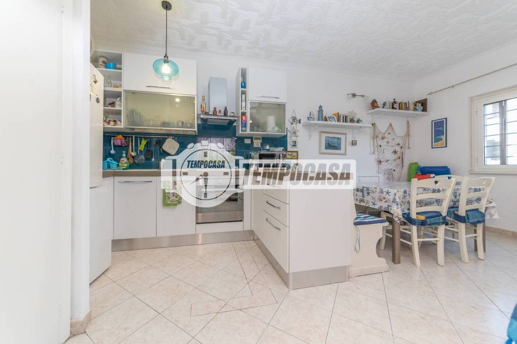 appartamento in vendita a Cerveteri in zona Marina di Cerveteri